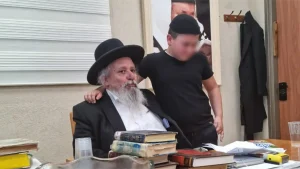 תמונה לפוסט במהלך המבחן פרץ הילד בבכי: "אני רוצה ללמוד תורה"