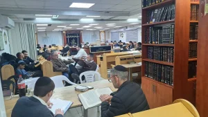 "הנקמה של הנערים במנהל בית הספר"
